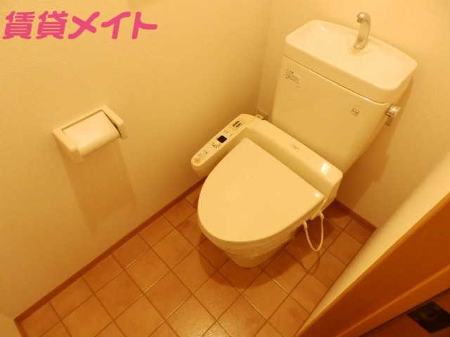 トイレ　別部屋画像参考