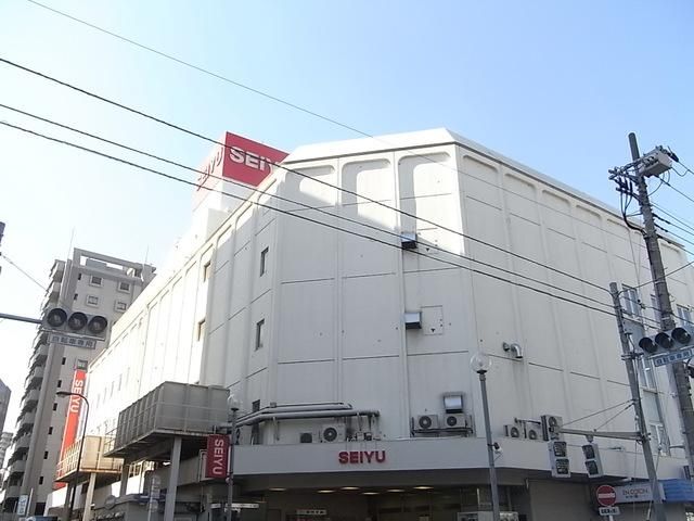 スーパー　西友赤羽店（スーパー）まで588m
