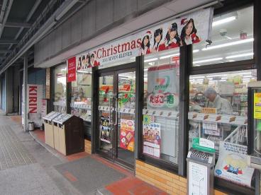 コンビニ　セブンイレブン横浜山元町店（コンビニ）まで145m