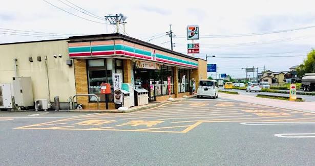 コンビニ　セブンイレブン 倉敷インタ店（コンビニ）まで407m