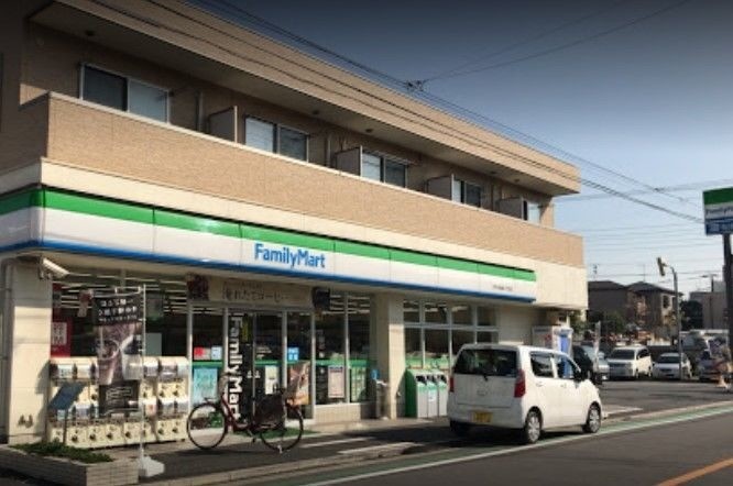 コンビニ　ファミリーマート江戸川松島二丁目店（コンビニ）まで546m