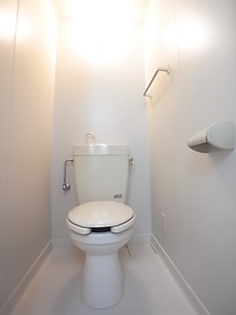 ノベラ海岸通のトイレ写真