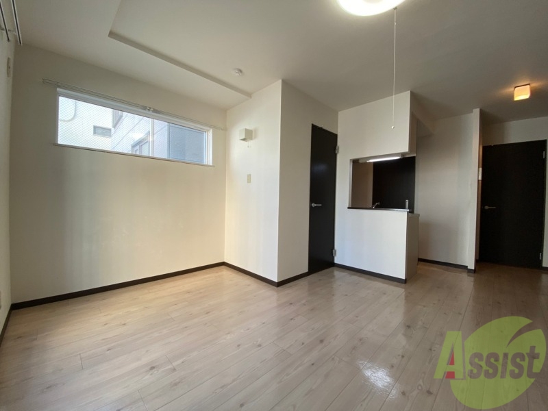 居室・リビング　広くてキレイなお部屋が広がっていて、充実した生活が送れそう。
