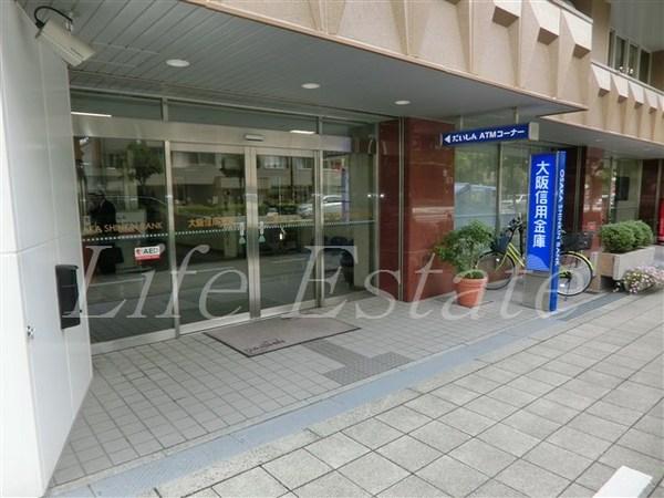銀行　大阪信用金庫本店（銀行）まで275m