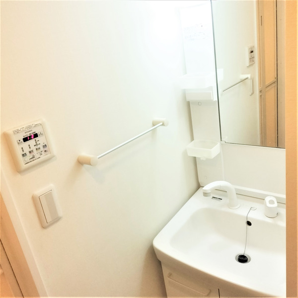 洗面設備　（別タイプ参考写真）プエブロお茶ノ水　文京区湯島2