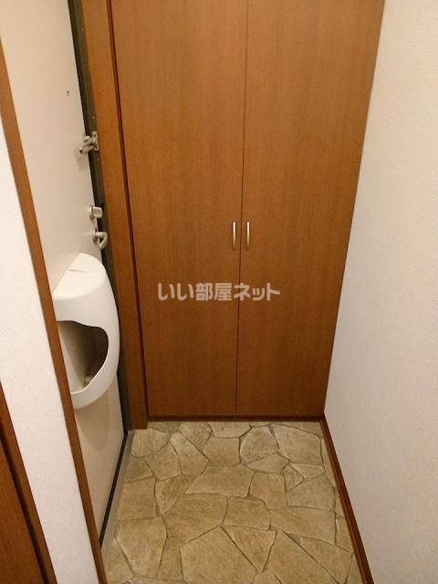 ディアコートの玄関写真