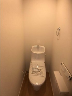 西武新宿線 井荻駅 徒歩7分 2階建 築5年のトイレ写真