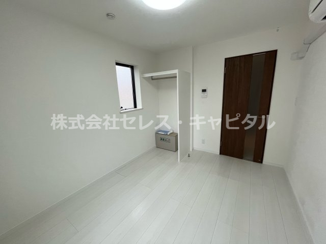 Daison VIII 浦安の居間写真