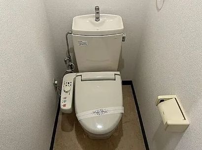 東京メトロ南北線 後楽園駅 徒歩9分 5階建 築26年のトイレ写真