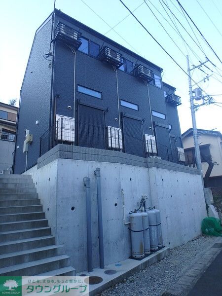 メゾン追浜の外観写真