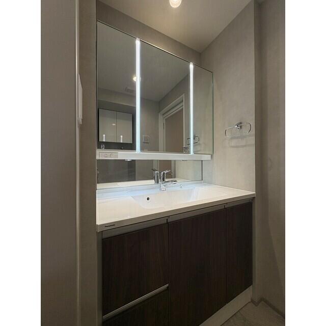 東急田園都市線 二子玉川駅 徒歩12分 3階建 築29年の内装写真