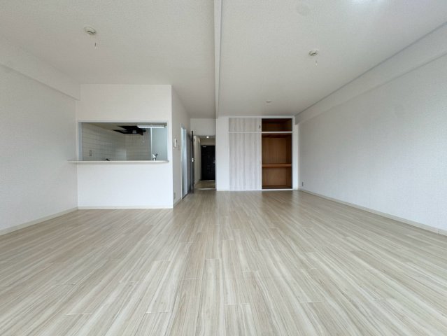 サンフラッツ南桜塚の内装写真