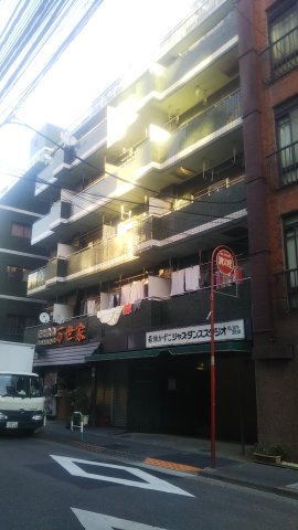ＪＲ山手線 池袋駅 徒歩8分 築40年