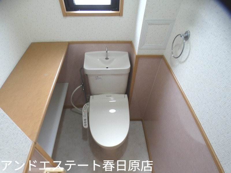 トイレ　ウォシュレット設置済み