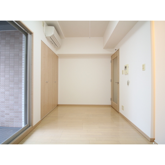居室・リビング　洋室約５．９帖
