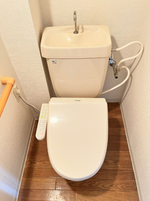 トイレ　別の部屋の写真です