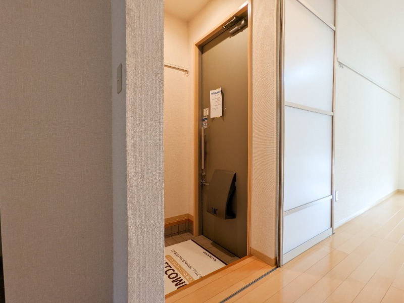 玄関　図面と現状に相違がある場合には現状を優先