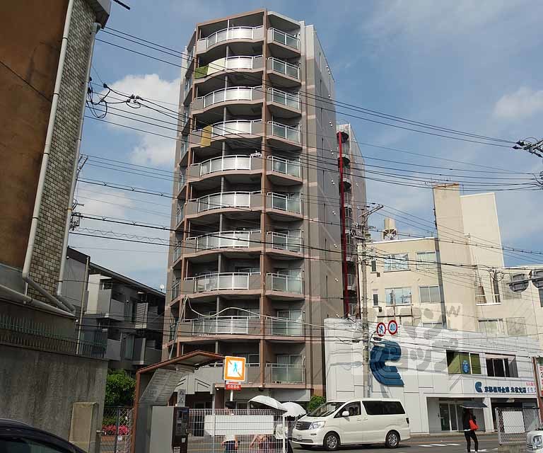 アクシルコート京都二条イースト棟の外観写真