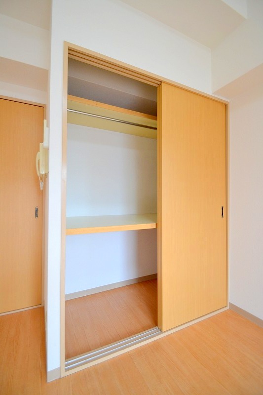 収納　お問合せはシティホーム海田センター　082-821-2227