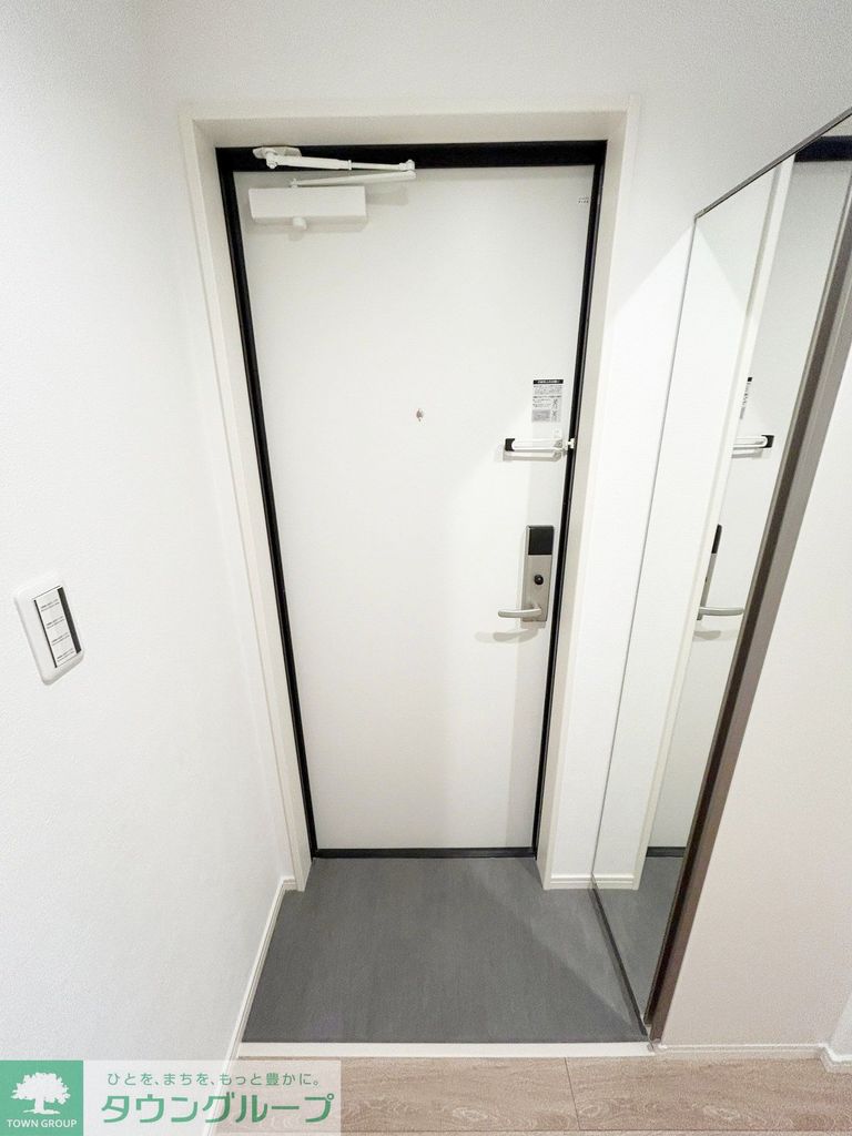 玄関　お問合せはタウンハウジングまで！※現地待合わせ相談可能