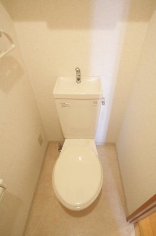 トイレ　（別タイプ参考写真）フォレスト茗荷谷　文京区大塚3