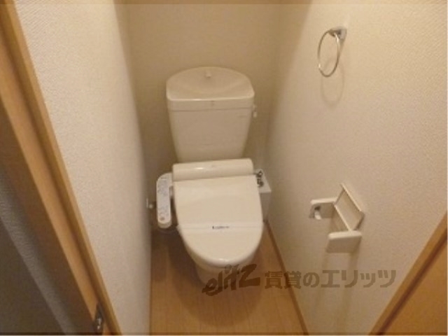 レオパレス石田森南のトイレ写真