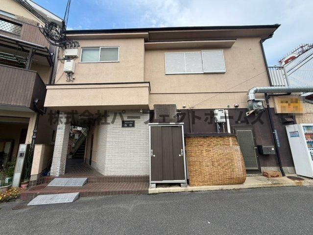 建物外観　外観は落ち着いています