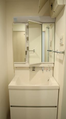 京急本線 梅屋敷駅 徒歩14分 4階建 築13年の内装写真