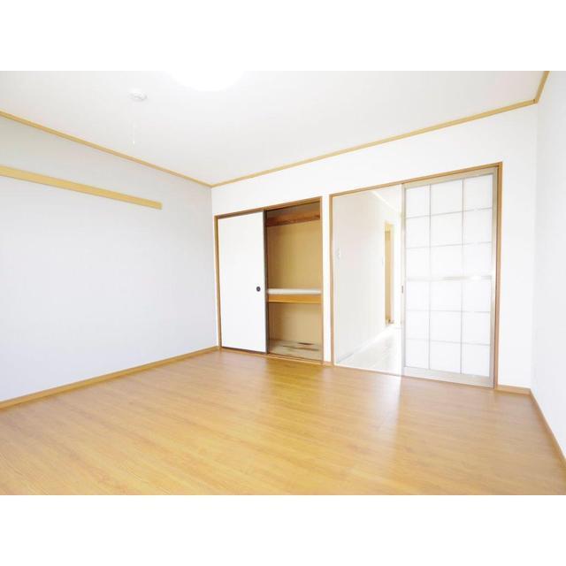 リバティ西口の居間写真