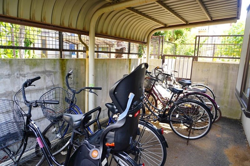 その他共有部分　屋根付き駐輪場
