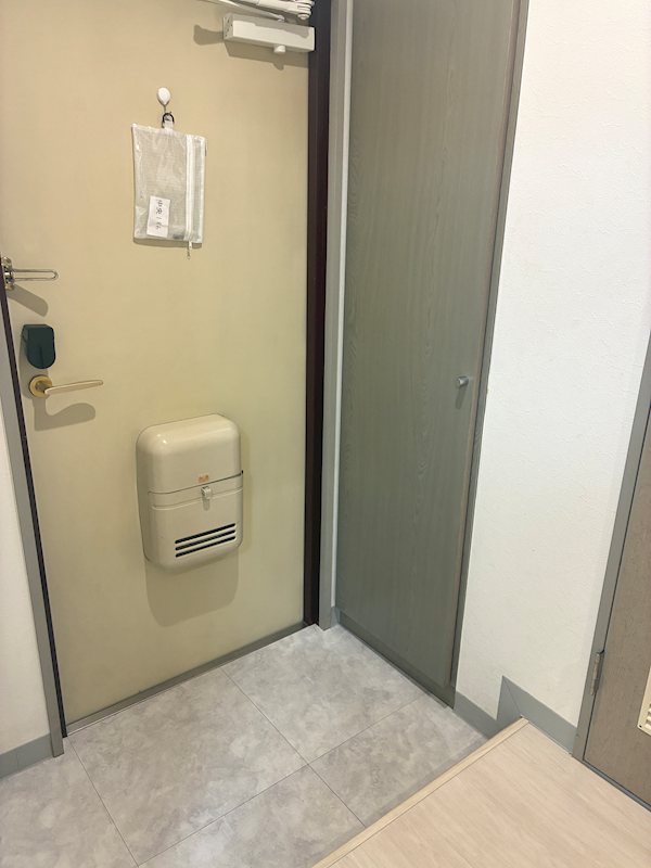 駐車場　敷地内駐車場（空き要確認）