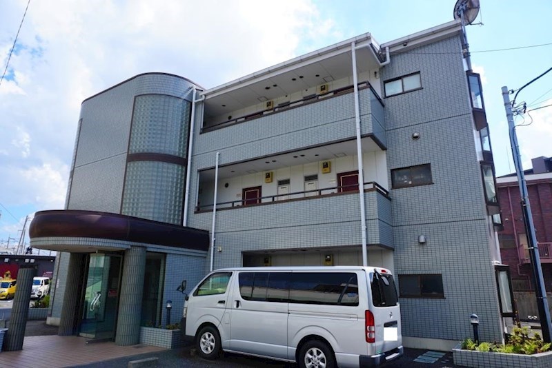 建物外観　戸田公園駅徒歩９分（７２０ｍ）