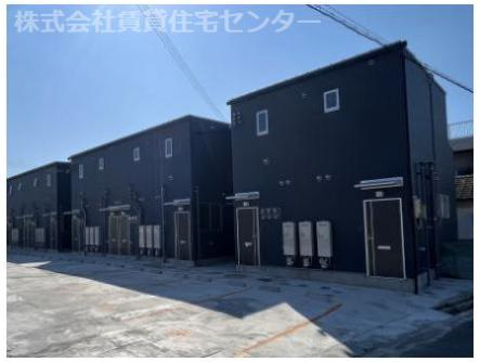 建物外観　施工例※実際の建物とは、外壁、窓の開口部の位置等のデザインが
