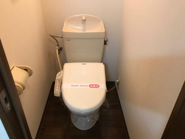 トイレ　シャワートイレ