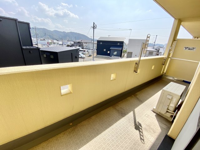 バルコニー　※同物件　別のお部屋の写真です。