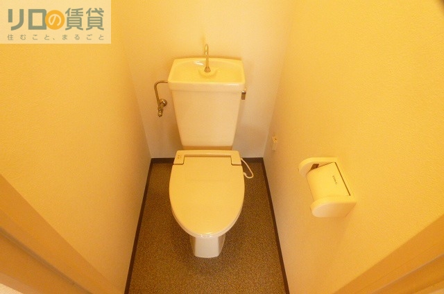 KSレジデンス上新庄のトイレ写真