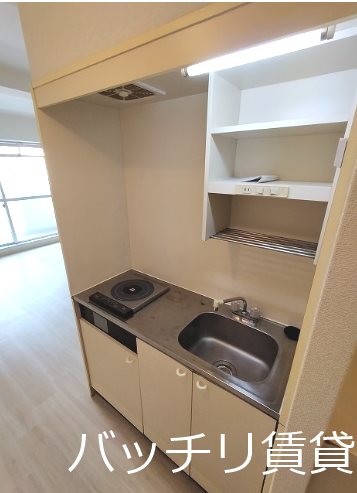 キッチン　＊画像は別部屋の為、現状を優先致します