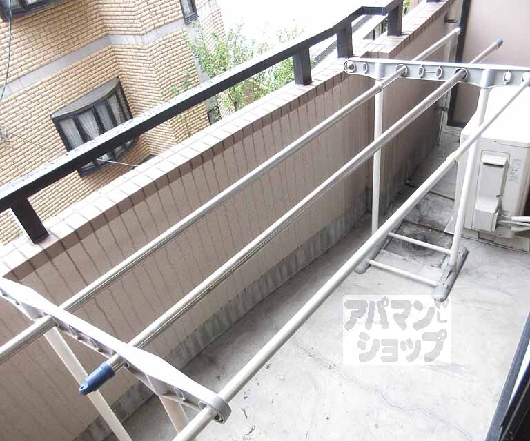 バルコニー　洗濯物たくさん干せます。