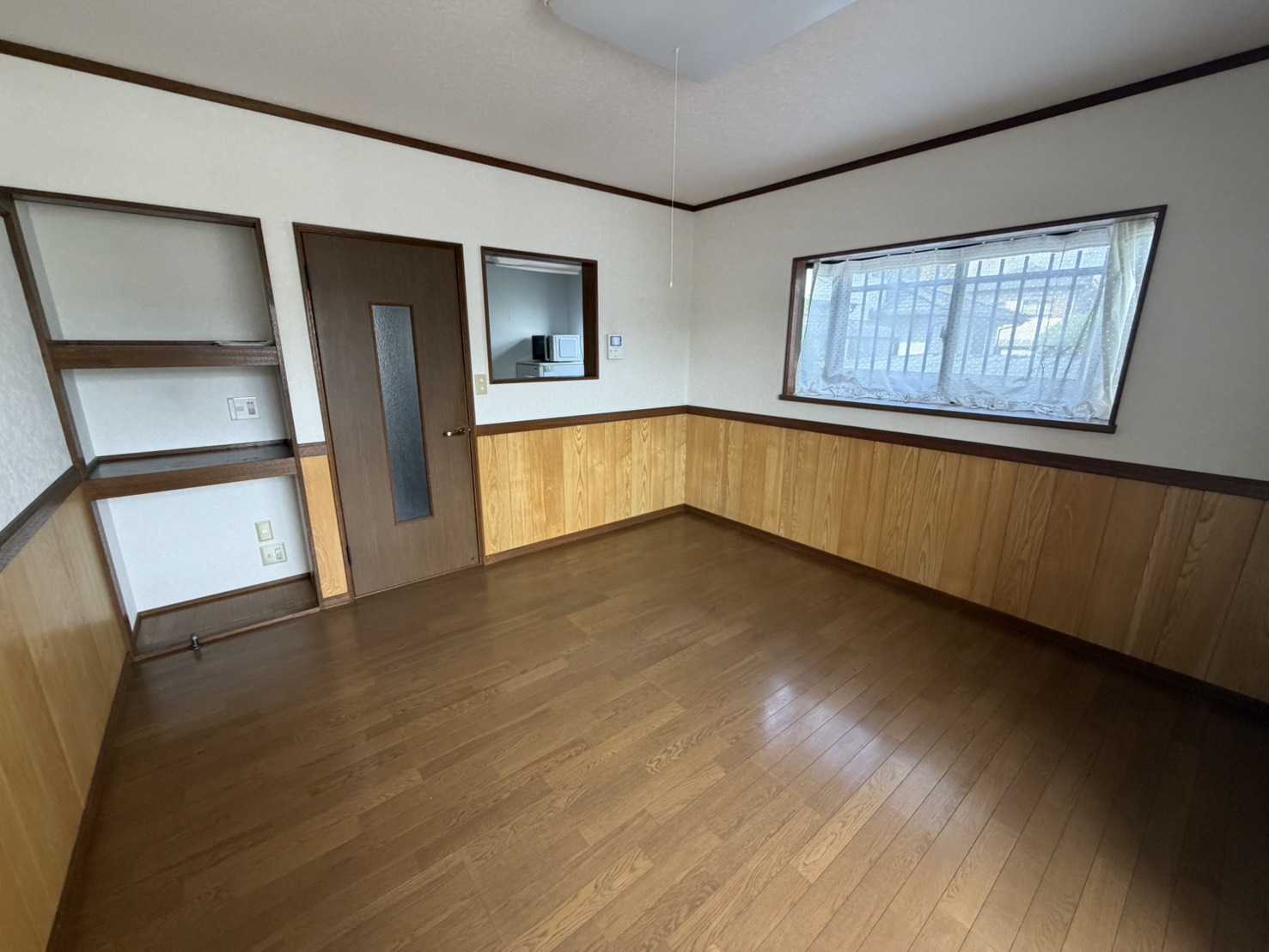 文京町山岸ハイツの居間写真