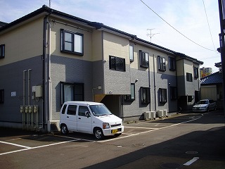 祐トミツカCの建物外観