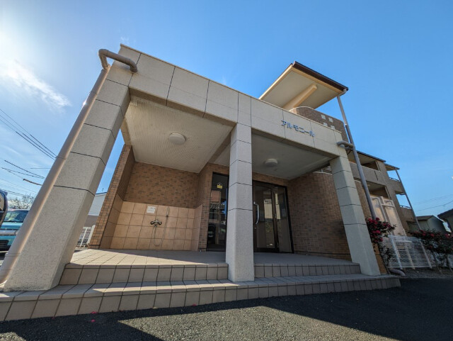 静岡県浜松市中央区篠原町（マンション）の賃貸物件の外観