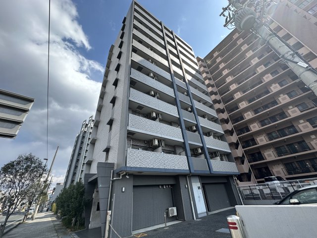 神戸市灘区鹿ノ下通のマンションの建物外観