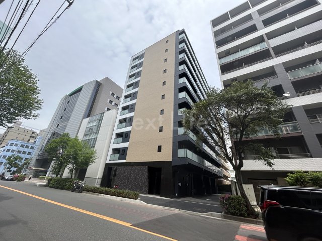 【横浜市中区松影町のマンションの建物外観】