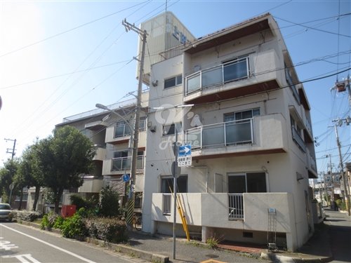 明石市西明石西町のマンションの建物外観