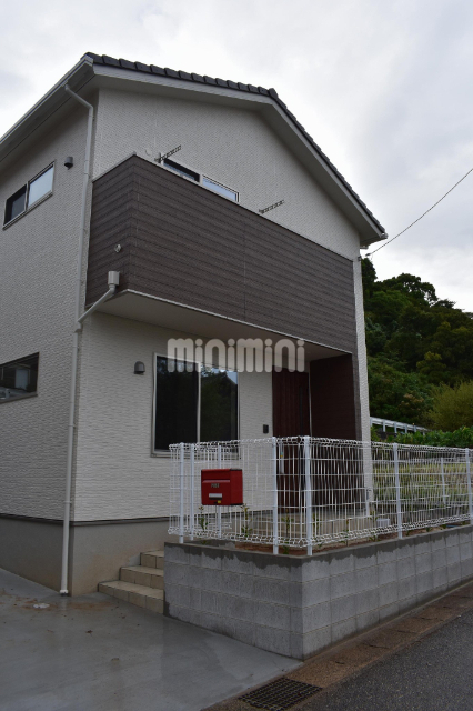 形原町双太山公園戸建の建物外観