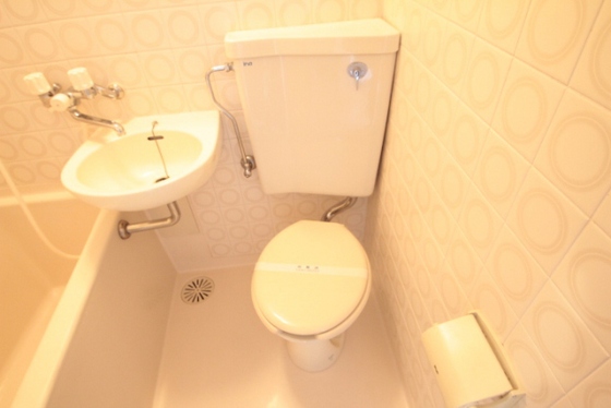 トイレ　※別部屋の写真です