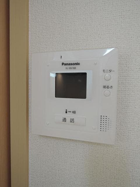 セキュリティ　安心のＴＶドアホン完備です。