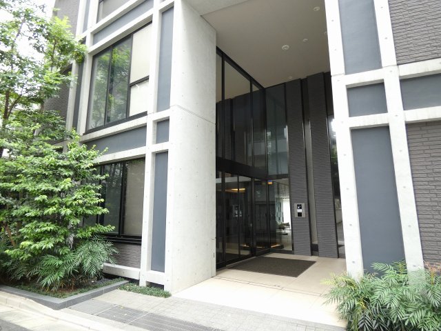 エントランス　エントランス