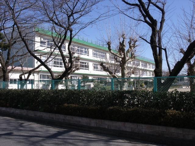 【船橋市二和東のアパートの小学校】