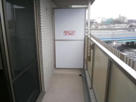 　バルコニー　ベランダ